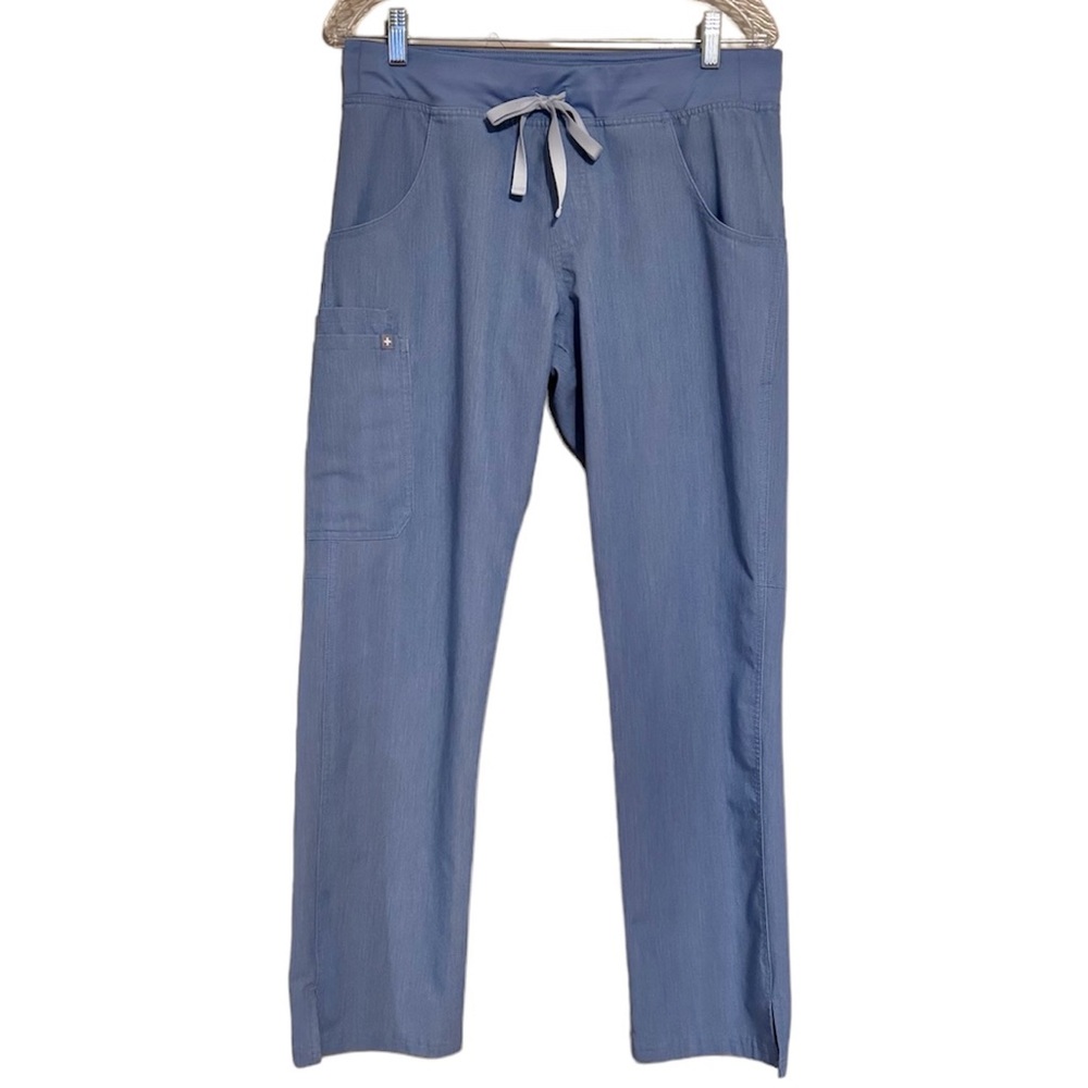 Figs Kade scrub pants in heathered blue chambray